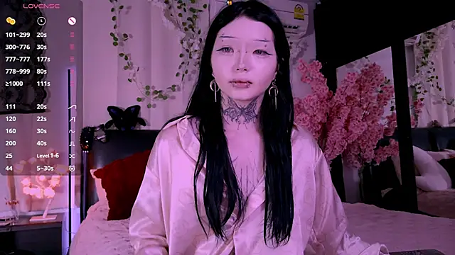 Lein Bone online show from November 10, 12:20 am