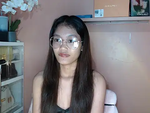 Snapshot of skinny_gracie chatting on September 22, 8:16 am skinny gracie online show from September 22, 8:16 am