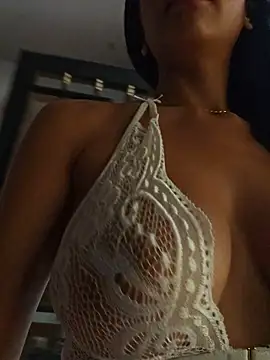 Mavi roouse  online show from November 23, 12:27 pm