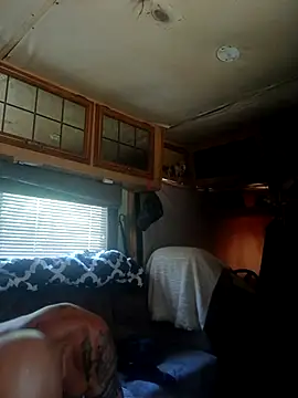 ShawnandDani7074 online show from June 21, 5:37 pm