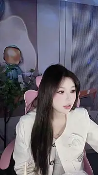 CAICAI BABY online show from November 28, 6:49 am