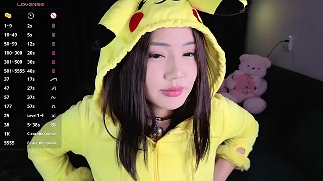 Momo Ayase  online show from May 23, 3:27 pm