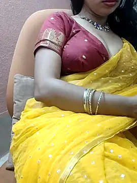 Snapshot of Hot-rima chatting on June 14, 2:35 am Hot-rima online show from June 14, 2:35 am