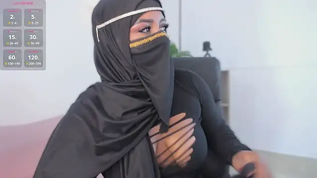 yasmin elite online show from October 29, 9:22 am