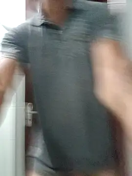 vouserseudono online show from April 5, 11:02 pm