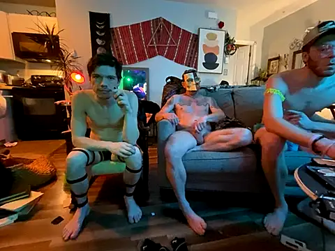 SalemStratton online show from December 15, 9:57 am