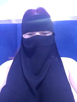 Snapshot of _Douna_-_ chatting on September 18, 4:20 pm Douna - online show from September 18, 4:20 pm