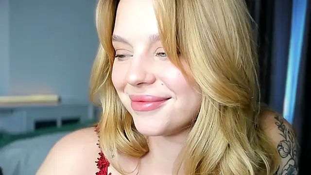 LilyFlamee online show from January 15, 3:55 am