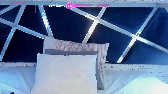 Snapshot of PaulinnaBlue chatting on September 25, 8:45 pm PaulinnaBlue online show from September 25, 8:45 pm