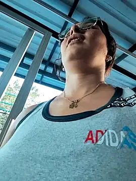 Lily-o online show from November 13, 10:08 pm