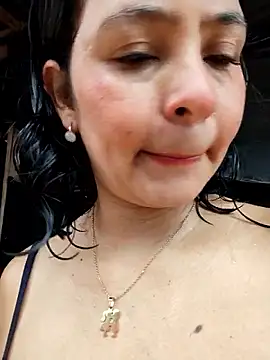 Lily-o online show from December 14, 5:40 pm