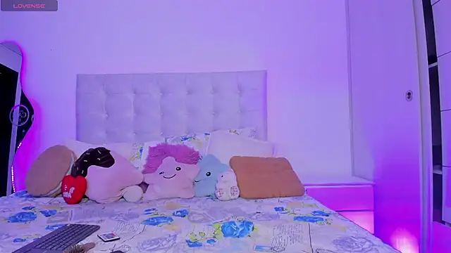 Baby Steff online show from September 26, 12:58 am