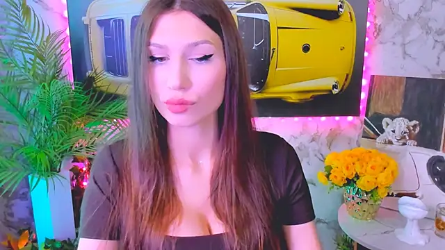 Mollyinyourmind online show from October 7, 12:35 pm