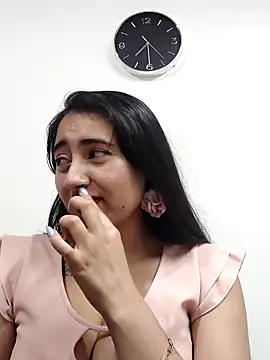 AMATISTA  16 online show from September 23, 12:30 pm