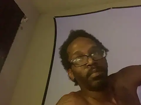 Snapshot of Triggerhappycj100 chatting on October 9, 7:50 am Triggerhappycj100 online show from October 9, 7:50 am