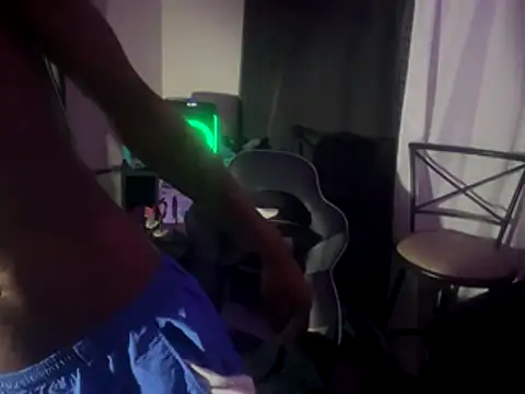 Triggerhappycj100 online show from November 17, 3:12 am