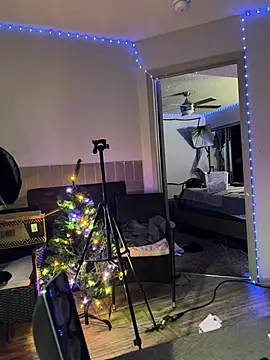 Triggerhappycj100 online show from March 11, 8:42 am