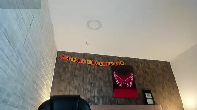 marian  stone online show from November 14, 6:39 pm