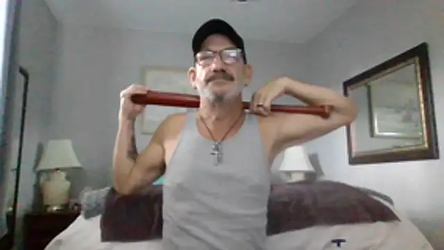 FoxnMouse online show from October 25, 5:08 pm