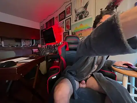 Pupscritch online show from February 17, 2:57 pm