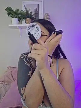 Abby Garciaa online show from November 27, 8:55 pm