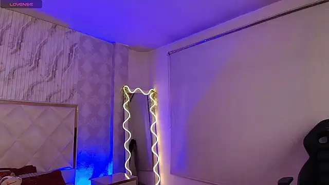 Snapshot of Naomy_tay1 chatting on January 10, 2:24 am Naomy tay1 online show from January 10, 2:24 am