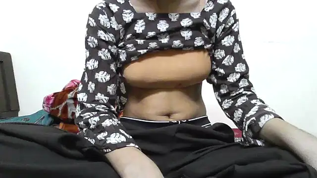 modelnishu online show from April 24, 2:41 pm