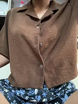 modelnishu online show from May 18, 3:13 am
