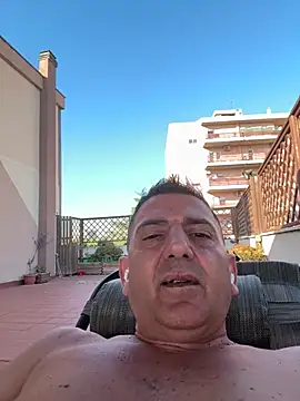 BULLBSX online show from April 18, 3:49 pm