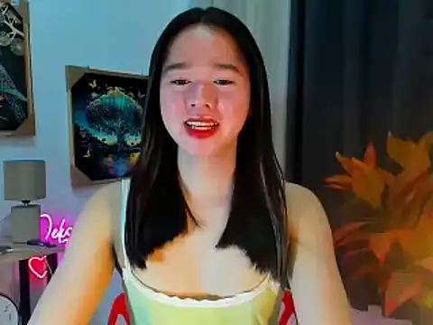 Snapshot of imyourtinybuuny chatting on December 14, 4:07 am imyourtinybuuny online show from December 14, 4:07 am