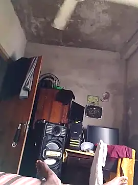 Snapshot of Pogga666 chatting on October 8, 6:11 am Pogga666 online show from October 8, 6:11 am