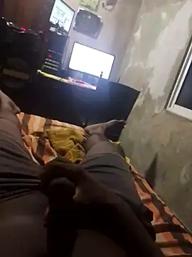 Snapshot of Pogga666 chatting on October 11, 5:11 pm Pogga666 online show from October 11, 5:11 pm