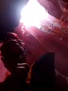 Mamapm20 online show from December 18, 11:11 pm