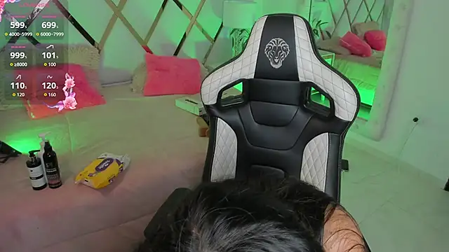 megann  up online show from March 18, 3:31 am