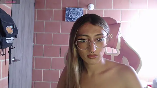 Andrea camilaaa online show from September 27, 5:18 pm