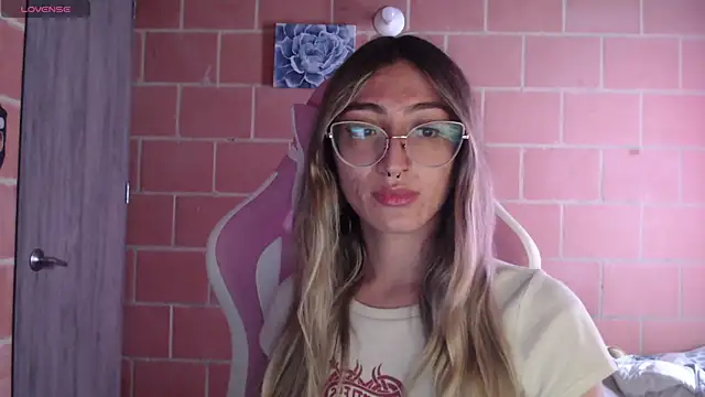 Andrea camilaaa online show from October 28, 2:20 pm