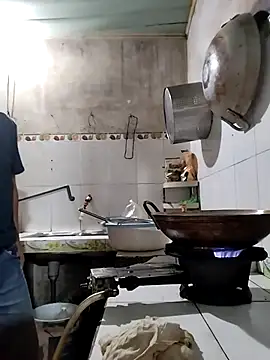 HoangNam20x online show from October 4, 1:14 am