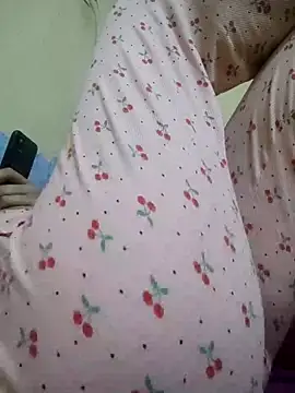 Snapshot of Dalo3a99sixi chatting on November 14, 9:52 am Dalo3a99sixi online show from November 14, 9:52 am