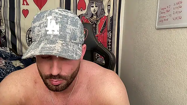 brettmycles28 online show from February 16, 6:04 pm