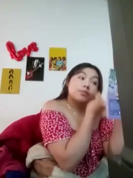 LucyPetit online show from November 29, 1:14 pm