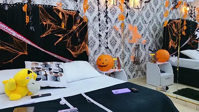 Angelique Angell online show from October 26, 7:42 pm