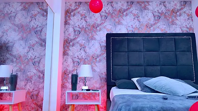 Angelique Angell online show from February 17, 8:04 pm