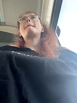 raen001 online show from November 7, 8:58 am