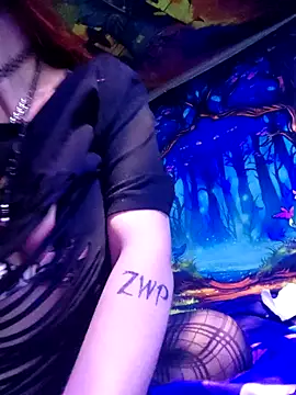 TWiSTYTheTwizted online show from October 9, 5:16 am