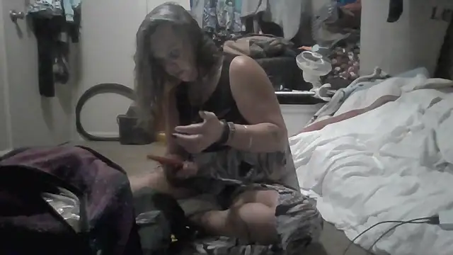 TWiSTYTheTwizted online show from June 16, 1:19 am