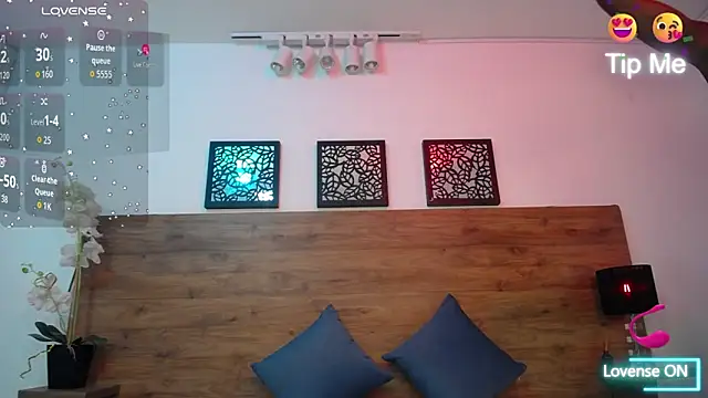 AlexandraCambell online show from September 24, 7:39 pm