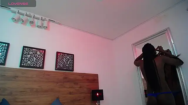 AlexandraCambell online show from September 27, 7:30 pm