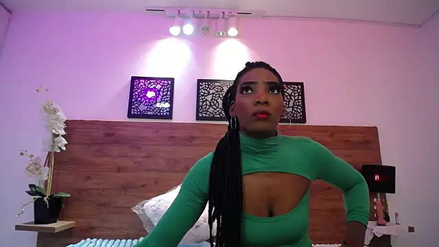 AlexandraCambell online show from October 1, 7:42 pm