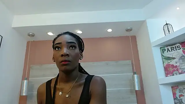 AlexandraCambell online show from April 15, 7:10 pm