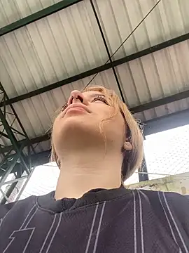 karla-thomsom10 online show from February 15, 1:31 pm